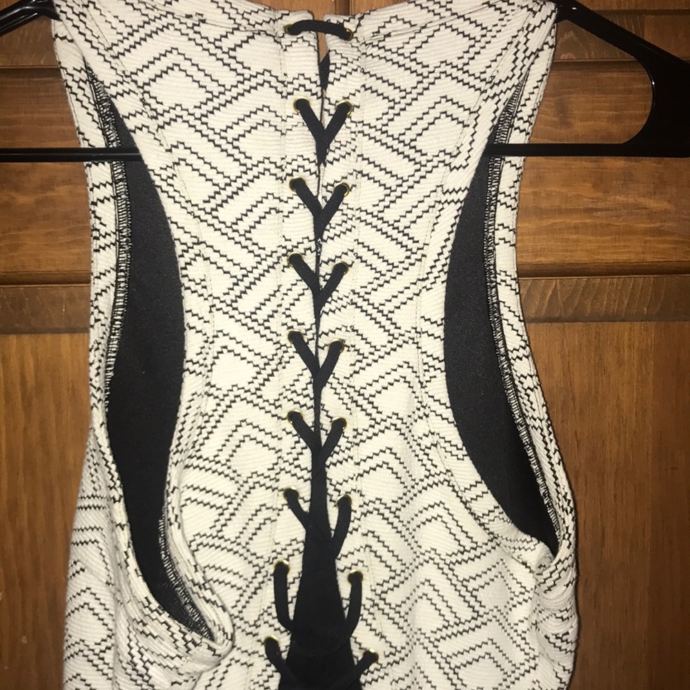 Express Dress - Picture 3 of 3